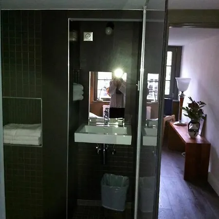 Appartements Au-Dessus Du... Strasbourg Room photo
