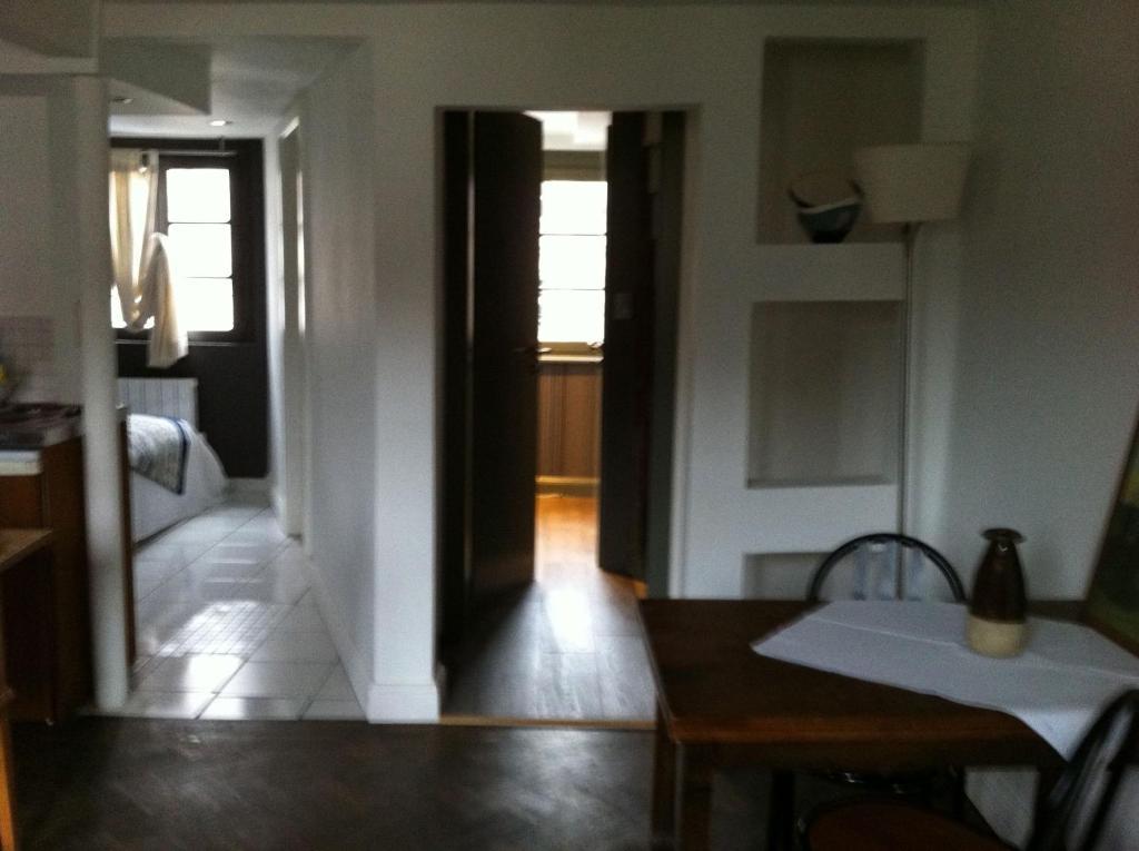 Appartement Au-dessus Du... *